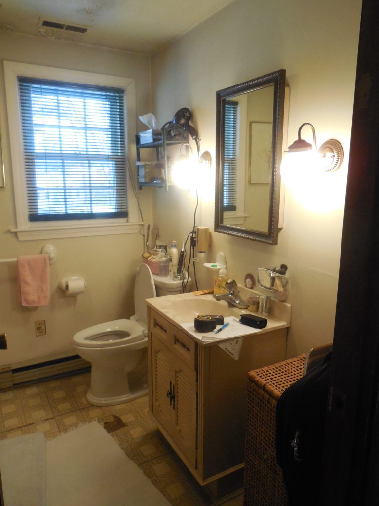 Bath Remodel 25k 50k GOLD AWARD Nashua NH BEFORE PHOTO 1 1