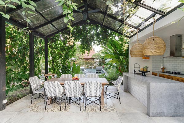 Insights on Adding an Outdoor Kitchen
