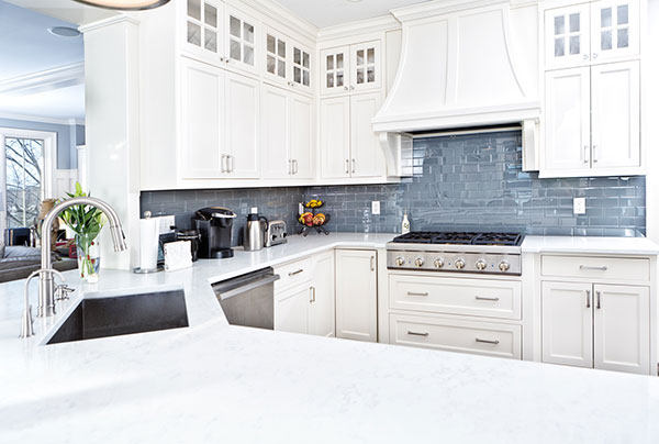 how to coordinate the backsplash countertop in a kitchen remodel