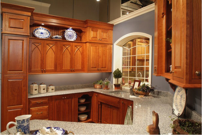 Complete Plain & Fancy Kitchen Display Complete Plain & Fancy Kitchen Display