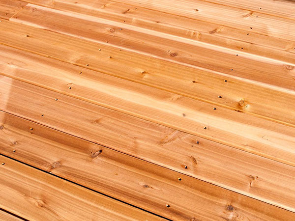 tips on maintaining your cedar deck