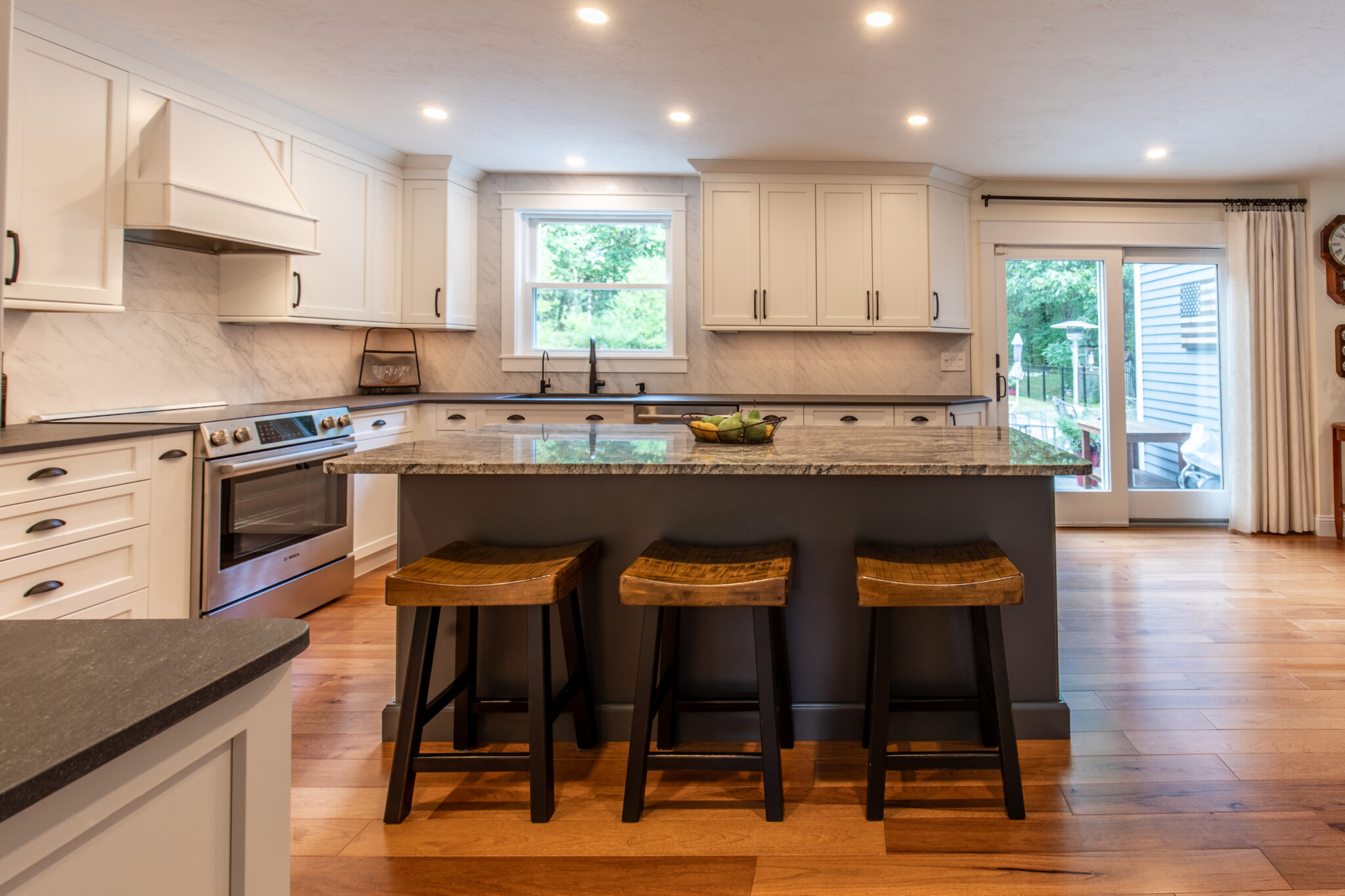 Contemporary Transitional Kitchen Remodel by G.M. Roth Design Remodeling project photo 2